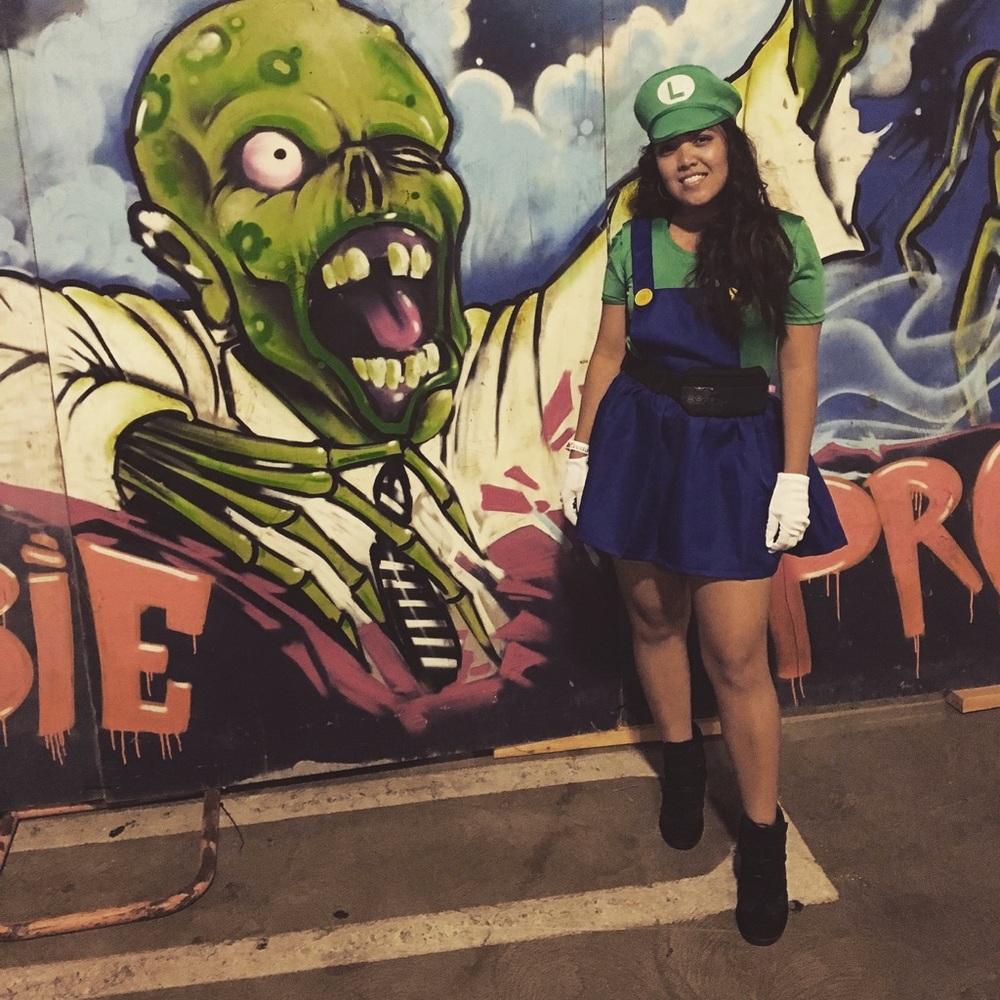 Luigi women's medium/Mario men'sLarge costumes